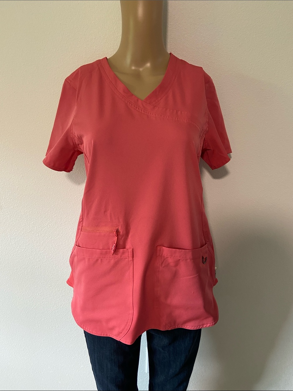 Ava Therese Coral V-Neck Short Sleeve Scrub Top Sz S